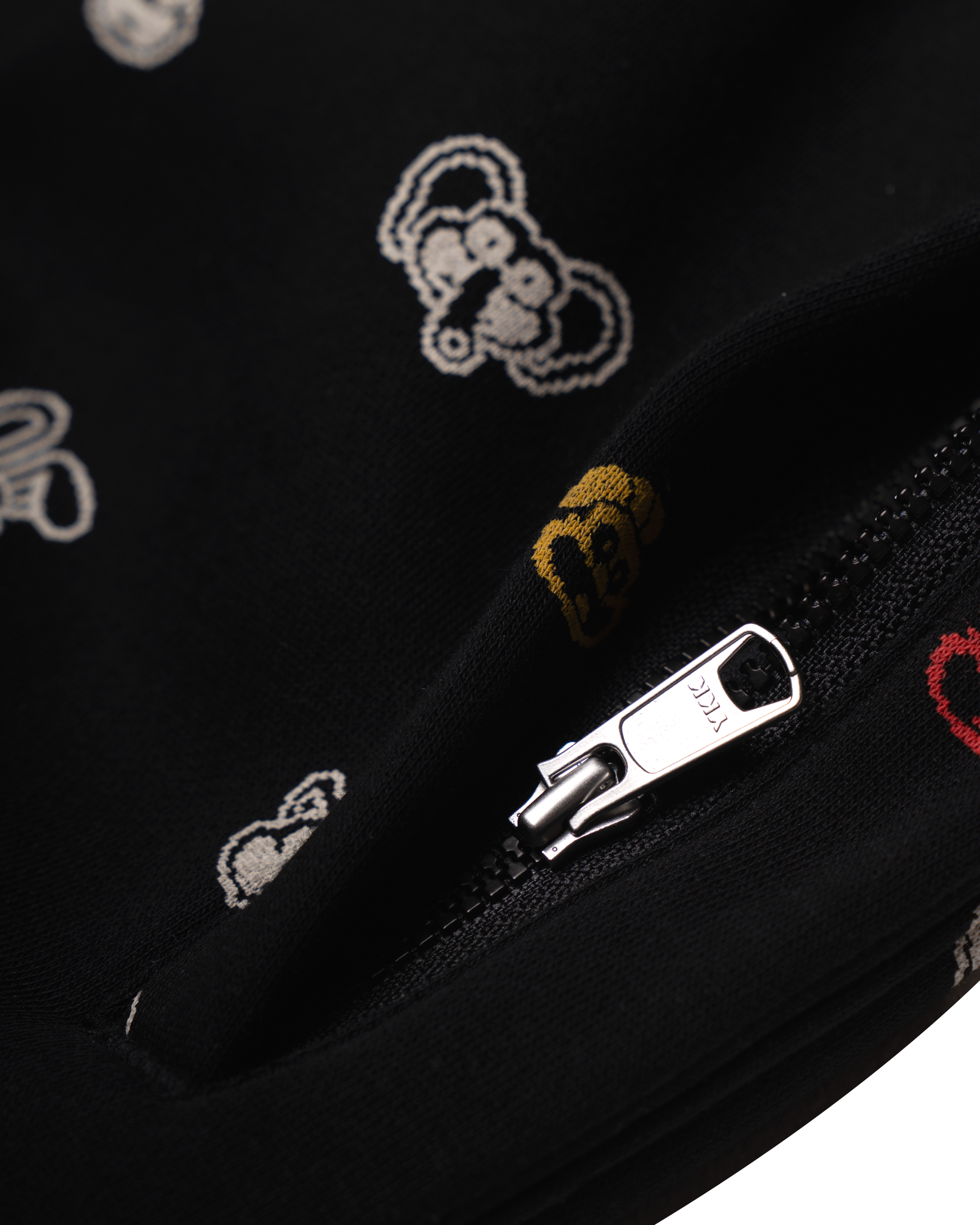 POPPY PLAYTIME™ TV PIXEL CHARM SWEATPANTS