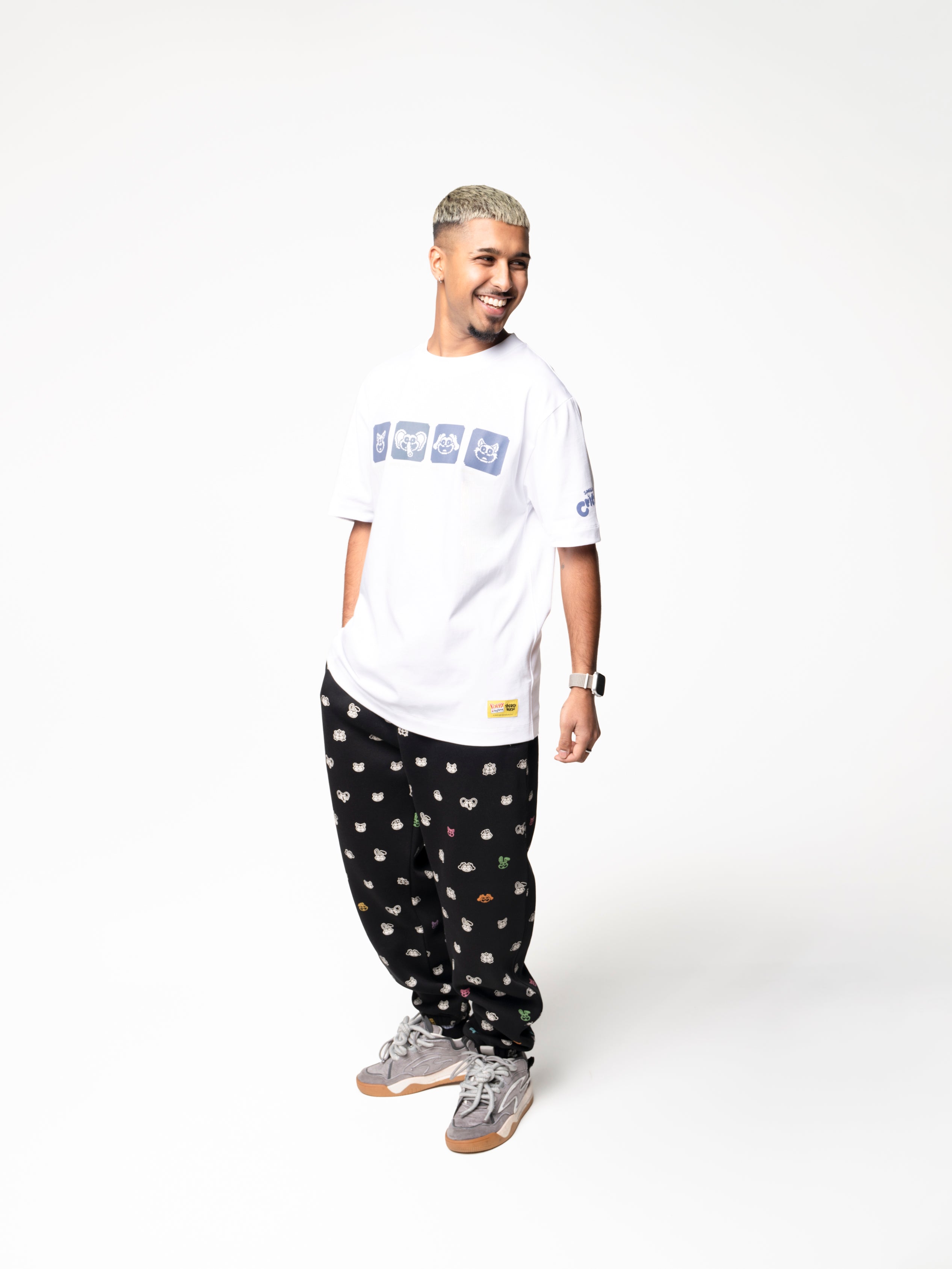 POPPY PLAYTIME™ TV PIXEL CHARM SWEATPANTS